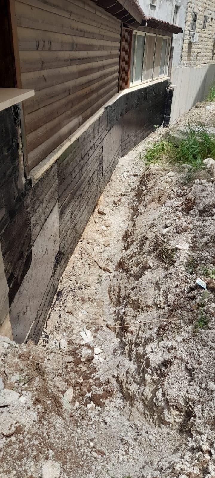 איטום יסודות וקיר תומך — עאדל איטום
